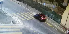 La madre del 16enne della minicar: "Mio figlio pagher&agrave;, ma non &egrave; un mostro. Chiedo scusa a Iacopini"