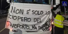 Il sud bloccato dalla protesta degli autotrasportatori, a rischio l'intera rete nazionale