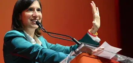 Assemblea Pd, Elly Schlein: "Pronta a essere candidata premier con o senza le primarie"