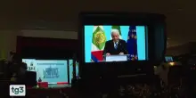 Scontri ai cortei, Mattarella: "Violenza inaccettabile, solidariet&agrave; alle Forze dell'ordine"