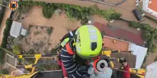Le persone bloccate sui tetti, il soccorso con gli elicotteri in Spagna