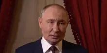"La Russia &egrave; pronta", Putin apre ai colloqui di pace trilaterali, ma non cede sui territori