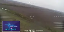 Drone in picchiata si scaglia sul sistema missilistico terra-aria russo Buk-M1