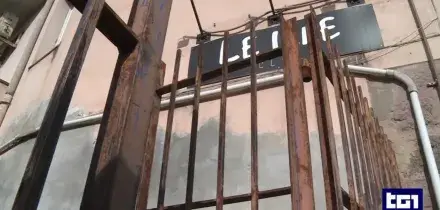 Sassari: accoltellamento davanti al locale, ragazzo di 16 anni ferito da un pugnale a due lame