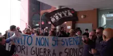 Contestazione all'Universit&agrave; di Torino: "Fuori guerra e sionisti"