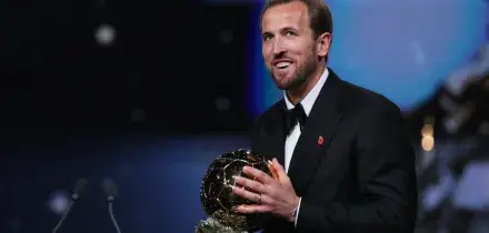 Pallone d'Oro. Vincono Harry Kane e Alexia Putellas. Dominio spagnolo con 8 premi, 5 a Barcellona