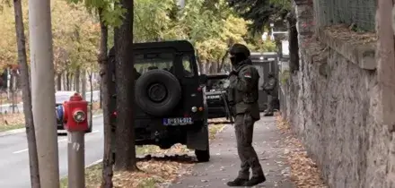 Le immagini dell'ambasciata israeliana in Serbia, ucciso un attentatore