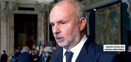 Cancro: Mattarella contro fake sui vaccini, Schillaci contro diseguaglianze regionali