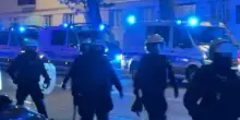Varsavia, rimosso il capo della Corte costituzionale: agenti blindano l'edificio