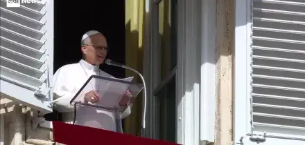 Il Papa: "Le guerre impoveriscono e danneggiano il mondo", "cessino le ostilit&agrave; in Yemen"