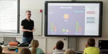 Scuola, Google porta l&rsquo;IA tra i banchi: tutte le novit&agrave; per studenti e insegnanti