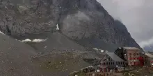 Vasta frana si stacca dal Monviso, attivato il soccorso alpino per verifiche