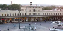 Germania, esplosione alla stazione centrale di Augusta: 2 feriti. L'obiettivo una gioielleria turca