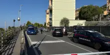 Tragedia sull&rsquo;Aurelia vicino Genova: auto travolge due ciclisti, due morti e due feriti