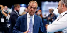 Nigel Farage nella bufera: donazioni dall&rsquo;estero e una nuova crisi per Reform UK