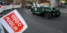Rally Mille Miglia a Brescia, travolto e ucciso uno spettatore. Gara sospesa