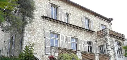 Rubati quattro quadri di Renoir dal museo di Cagnes-sur-Mer in Costa Azzurra