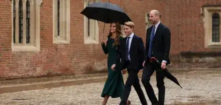 Il primo giorno di George a Eton, sulle orme di William e Harry