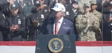 Il 25esimo anniversario dell'11 settembre, Trump al Pentagono. E Giuliani attacca Mamdani