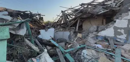 Ucraina sotto attacco, bombardamenti a Kramatorsk e Kryvyj Rih, Zelensky: summit a Miami, Putin: no