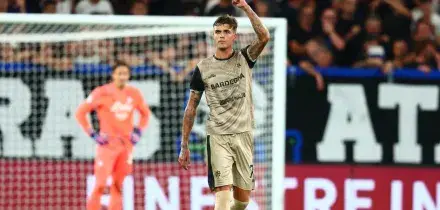 Incidente stradale all'alba per Daniel Maldini: ferito in modo lieve