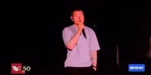 Ed Sheeran fa un passo indietro: dopo le polemiche si scusa e dice di aver fatto degli errori