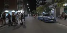 Salerno, 20enne accoltellata alle spalle da uno sconosciuto mentre cammina per strada