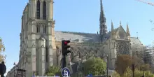 Le campane di tutta la Francia suonano a festa per salutare l'arrivo di Papa Leone XIV