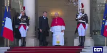 Papa Leone ricevuto da Macron a Parigi: "Nucleare non &egrave; garanzia di sicurezza"