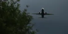 Il volo Pisa-Prestwick atterra con l'1% di carburante: cosa &egrave; successo
