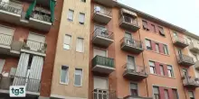 In sacchi di plastica i resti di un corpo: la macabra scoperta a casa della prof