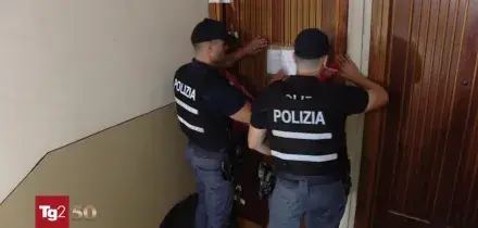 Fatto a pezzi a Torino e trovato in casa di una professoressa, l'ipotesi di un debito di droga