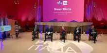 Prix Italia, IA e disinformazione. L'Ad Rai Rossi: "Ricongiungere informazione e giornalismo"