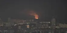Droni russi colpiscono ponte nel sud di Kiev. Putin: "Vogliamo la pace, ci difendiamo"