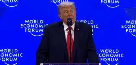 Trump a Davos: "Amo l'Europa ma non sta andando nella direzione giusta"