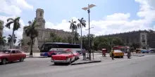 A Cuba strade vuote, locali chiusi, voli sospesi. E addio al turismo, "qui non viene pi&ugrave; nessuno"