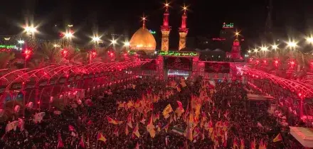 Iraq, in migliaia in preghiera al santuario di Karbala per le spoglie di Khamenei