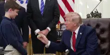 La nuova promessa: "Un conto Trump senza tasse per ogni bambino, sarete tutti ricchi"