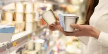 Yogurt bianchi, ecco i migliori che puoi comprare al supermercato. Il test Gambero Rosso