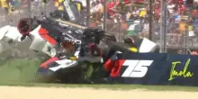 Formula 1, schianto tremendo contro un muro: cosa è successo