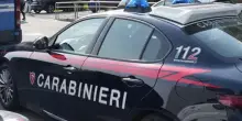 Giallo a Fregene, donna trovata morta in casa con una ferita alla testa