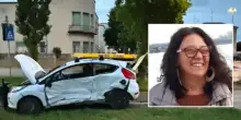 Terribile incidente in auto, colpita in pieno: Monica muore così