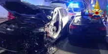 Terribile incidente in galleria, tir si scontra con diverse auto: situazione tremenda