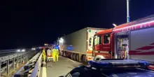 Maxi incidente in Italia, autostrada si trasforma in inferno. Morte orrenda