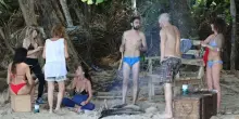 L’Isola dei Famosi, duro scontro tra naufraghi: “Ha rotto il…”