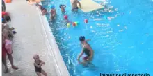 Fuga di cloro in una piscina: bambini intossicati, grave uno di loro
