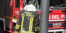 Italia, tragedia tra le fiamme: anziana trovata morta sotto il tetto crollato