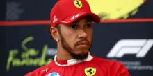 Hamilton, clamoroso errore: una cosa mai vista. Ferrari all’inferno