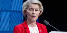 Nuovo, durissimo attacco a Von der Leyen: “Il Canada non seguirà l’Europa nei negoziati con Trump”