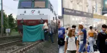 Tragedia sui binari, morte terrificante. Treni cancellati e maxi ritardi